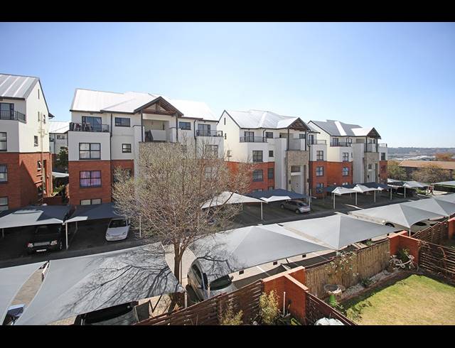 2 BEDROOM APARTMENT FOR SALE IN GREENSTONE HILL